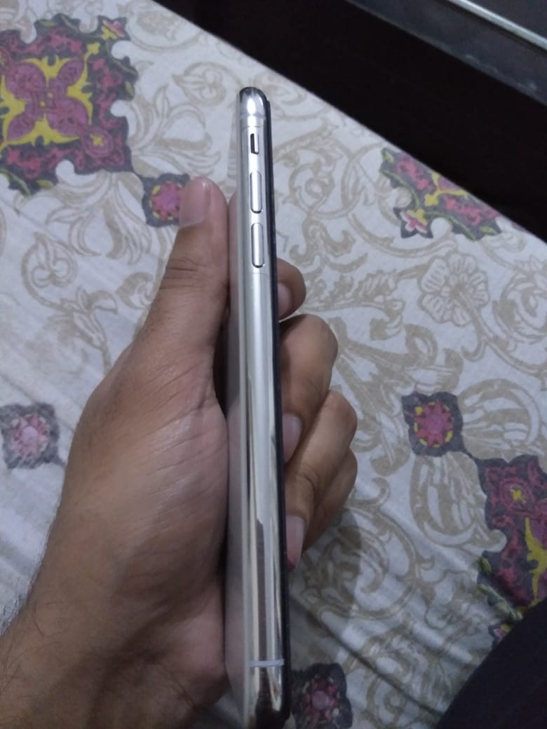 Apple iPhone XS For Sale